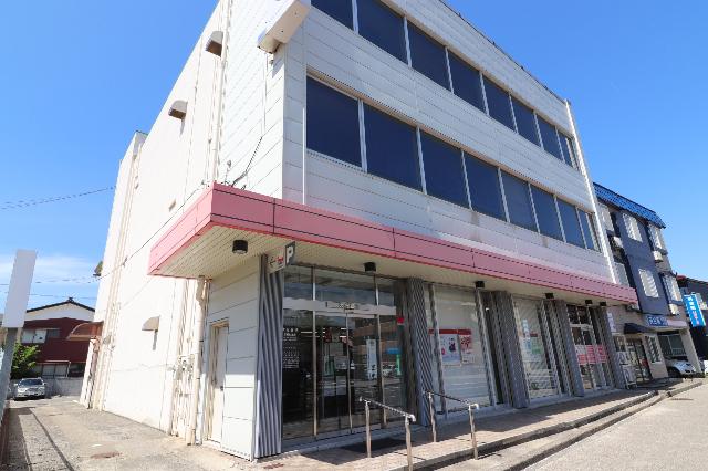 大光銀行学校町支店：892m
