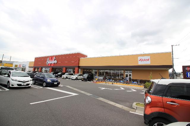 原信女池店：1366m