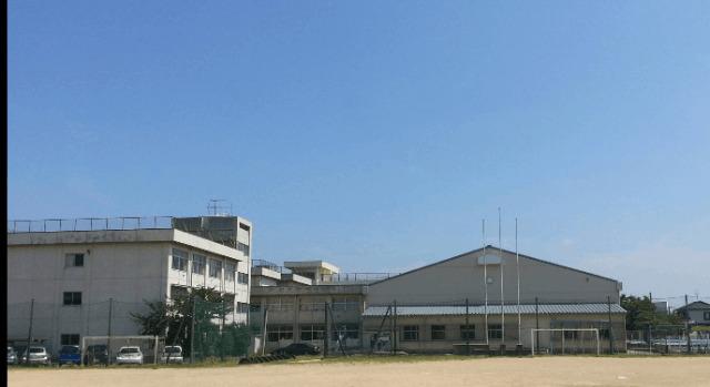 新潟市立有明台小学校：963m