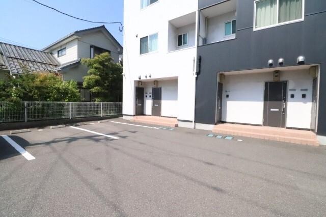 FERIO古川町（302） 駐車場