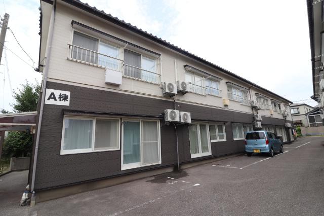 新潟市西区五十嵐１の町アパート 外観