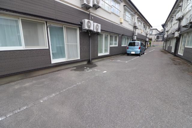 新潟市西区五十嵐１の町アパート ロビー