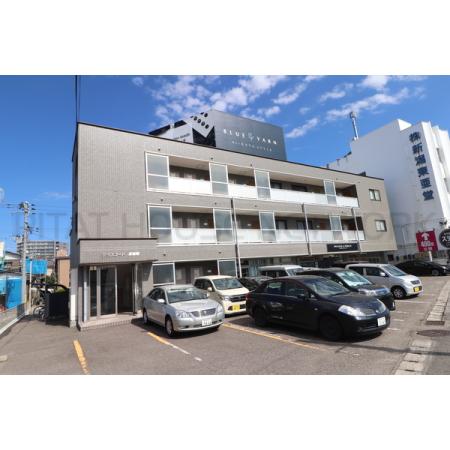 3階建て