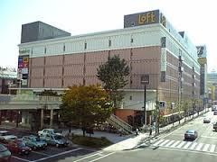 ラブラ万代