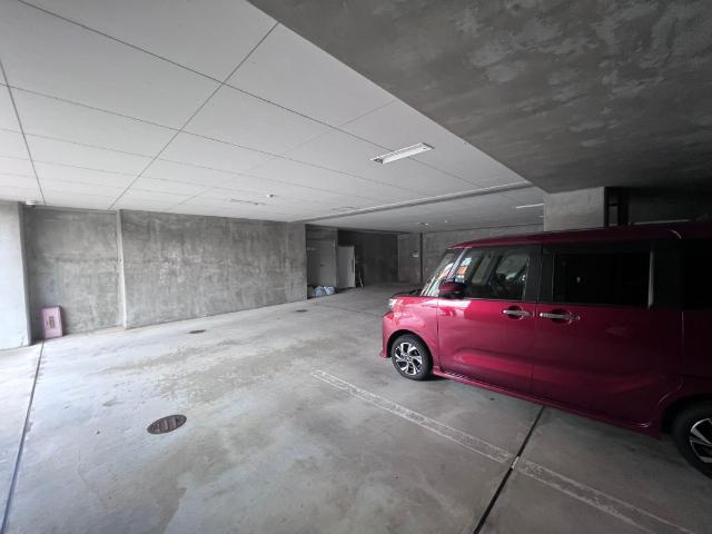 ダイアパレス寺尾 駐車場