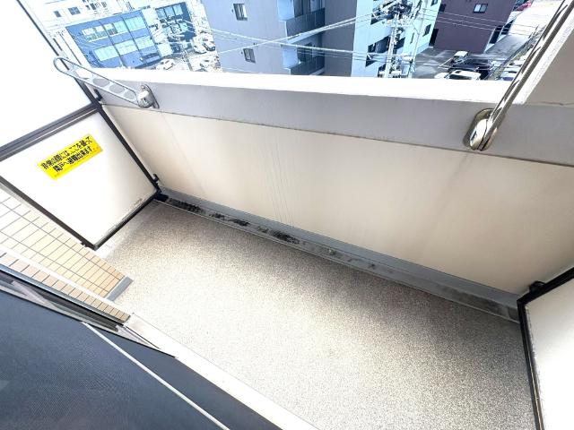 ダイアパレスシアース万代 バルコニー