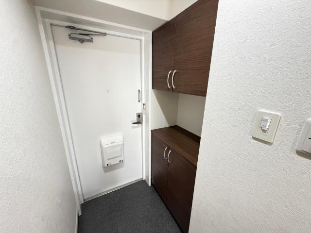 ダイアパレス古町 玄関