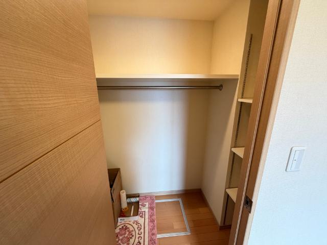 ウェリス萬代橋 収納