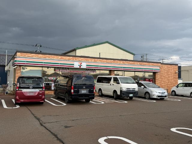 セブンイレブン亀田曙店