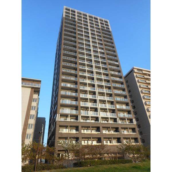 アデニウムタワー萬代橋 外観