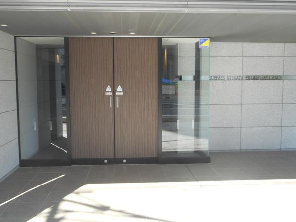 サーパス新潟駅前レジデンス エントランス