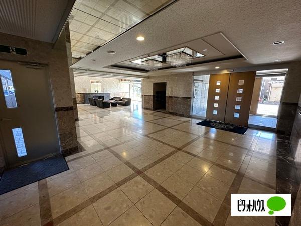 アパシティ東三条駅.壱番館 エントランス