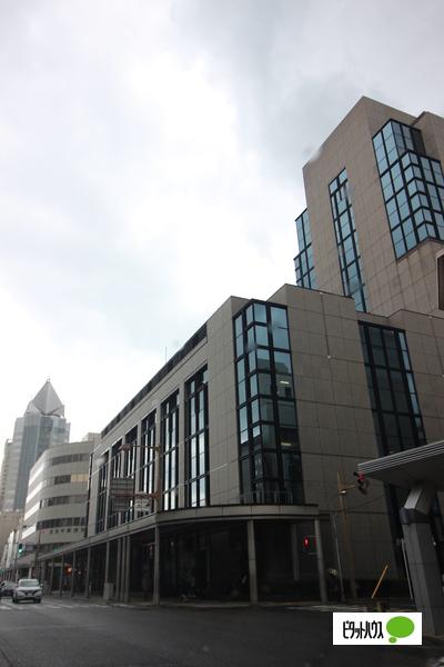 銀行