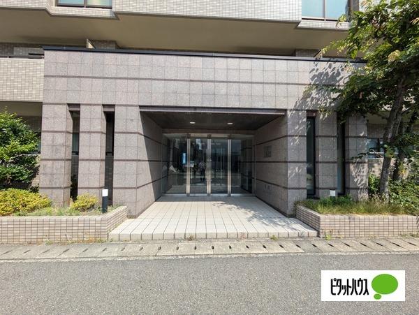 サーパス関屋田町 エントランス