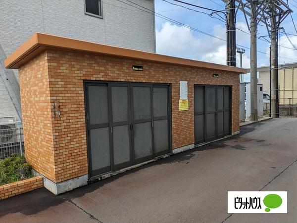 ヴェルビュ南笹口 物件画像