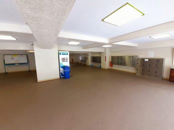 マンション青山カメリア ロビー