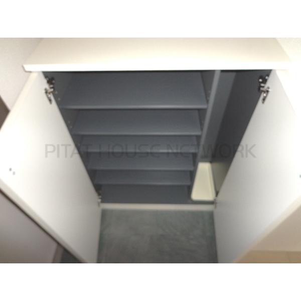 シューズボックス