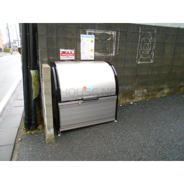 敷地内ゴミ置き場