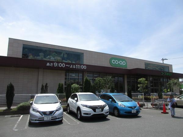 コープ南浦和店：145m