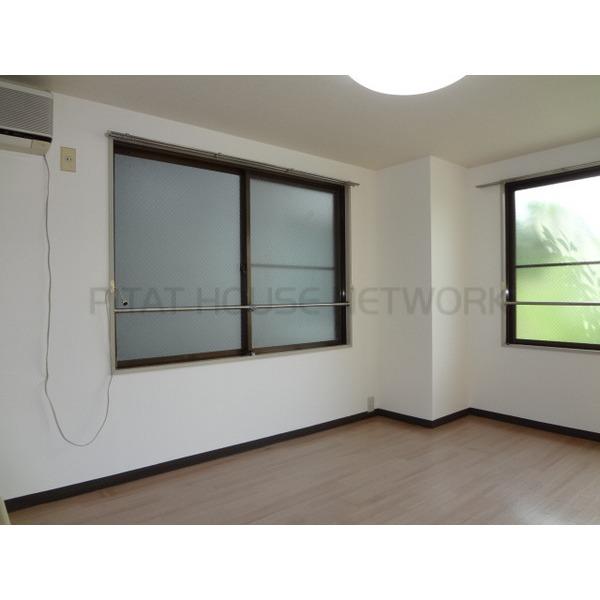 天井照明、エアコン付