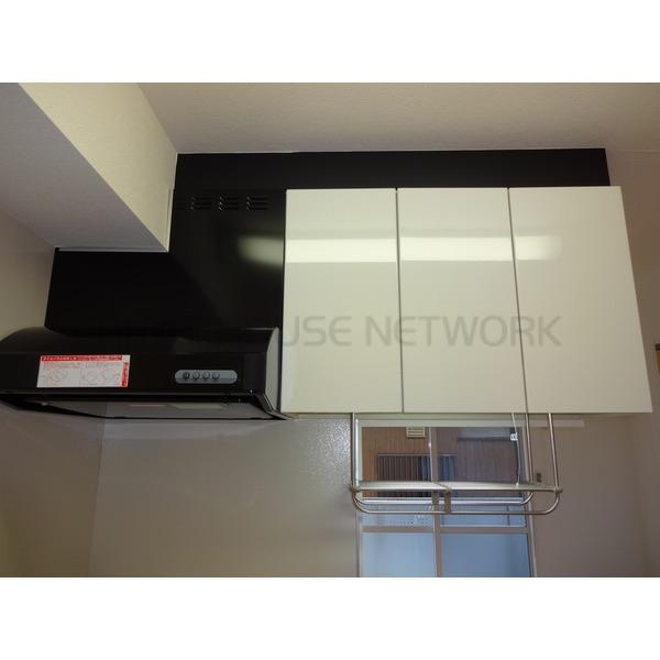 キッチン上部収納