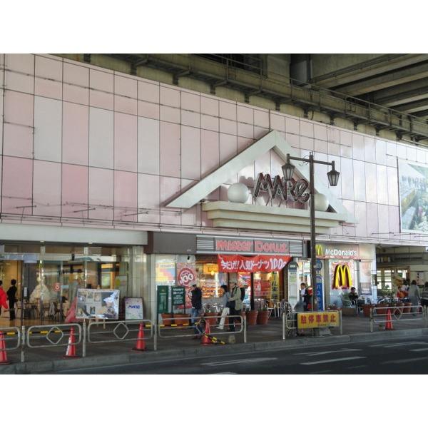 伊勢丹浦和店：2558m