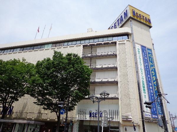 伊勢丹浦和店：3596m