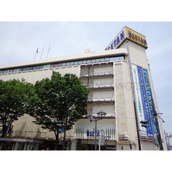伊勢丹浦和店:3596m