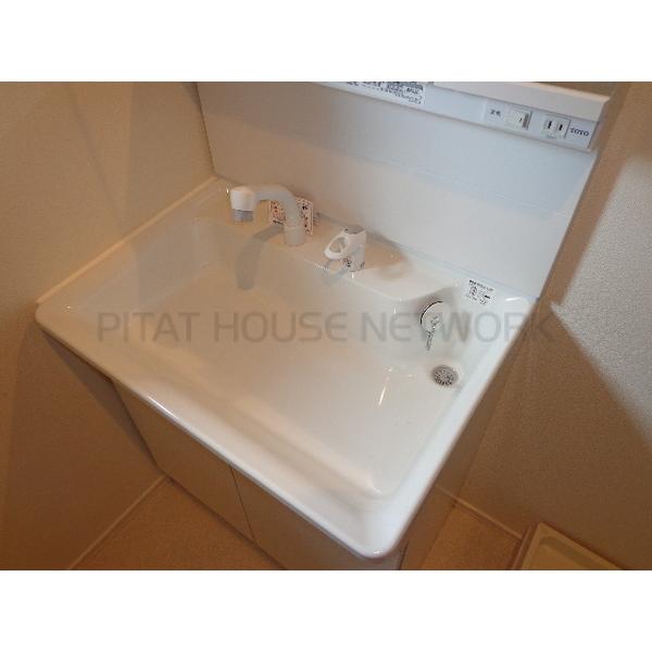 洗髪洗面化粧台