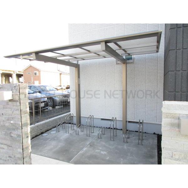 屋根付き駐輪場