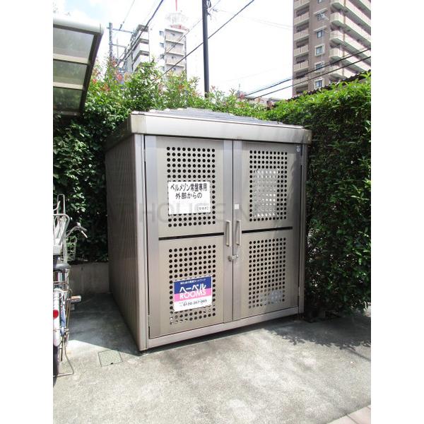 敷地内ゴミ置き場