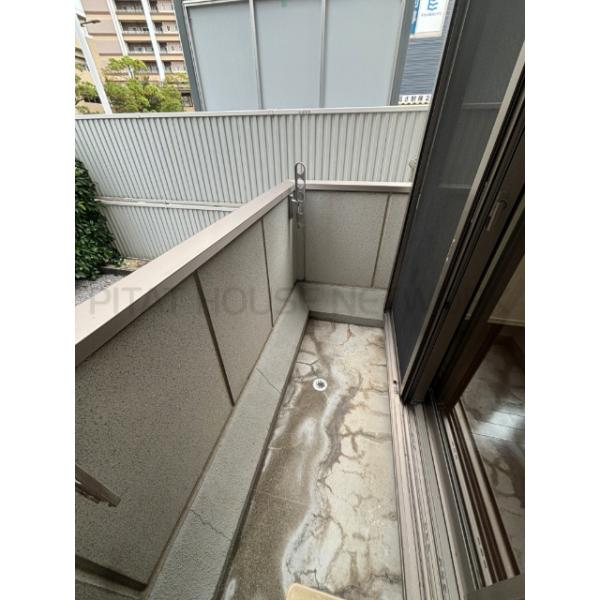東向き