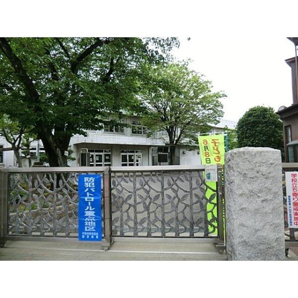 戸田市立美谷本小学校:565m
