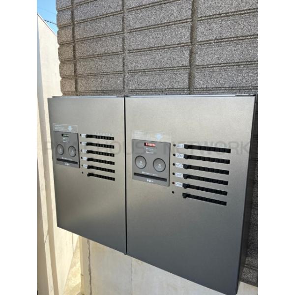 宅配ボックスもあります