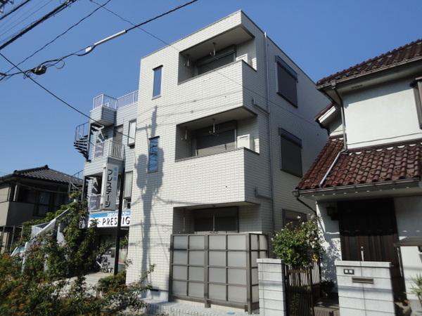 駅歩１分・築浅