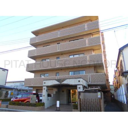 RC造7階建てマンション