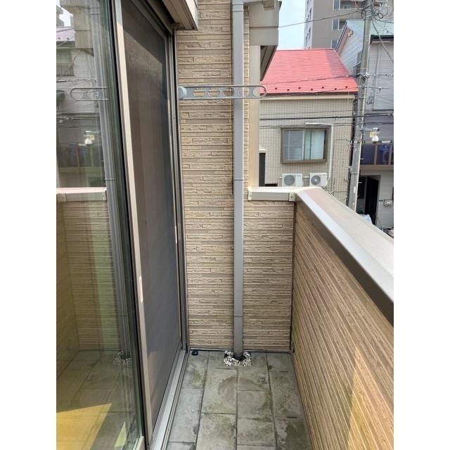 チャコールハウス 庭