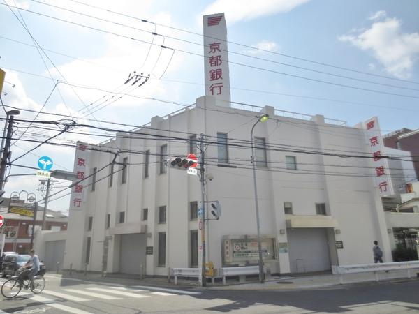 京都銀行寝屋川支店：178m
