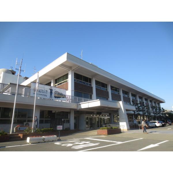 寝屋川市役所：1558m