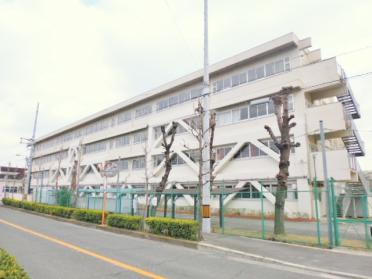 寝屋川市立木田小学校：1203m