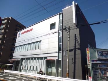 大阪厚生信用金庫寝屋川支店：452m