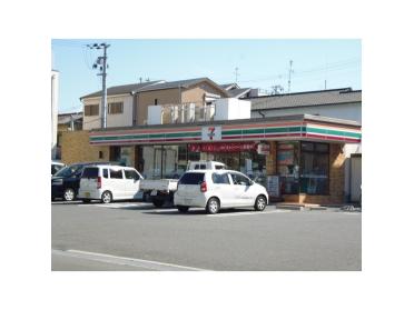 セブンイレブン寝屋川池田旭町店：572m