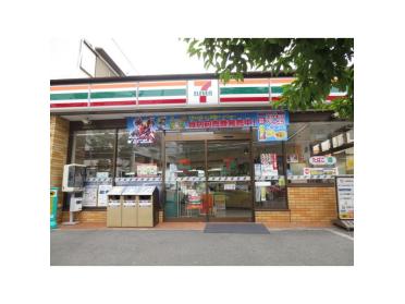 セブンイレブン枚方香里ヶ丘店：135m