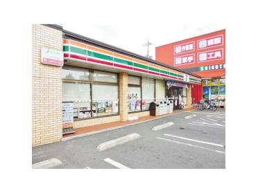 セブンイレブン寝屋川木屋元町店：495m