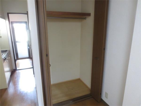 寝屋川市萱島南町アパート 収納