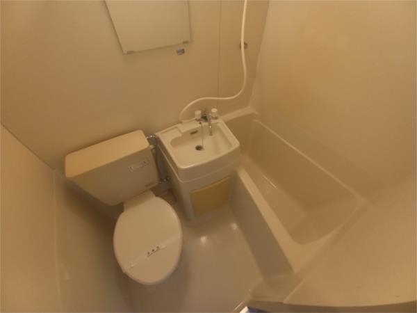 枚方市磯島茶屋町アパート バス／シャワー