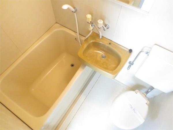 寝屋川市萱島桜園町アパート バス／シャワー