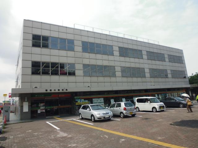 ゆうちょ銀行寝屋川店：829m
