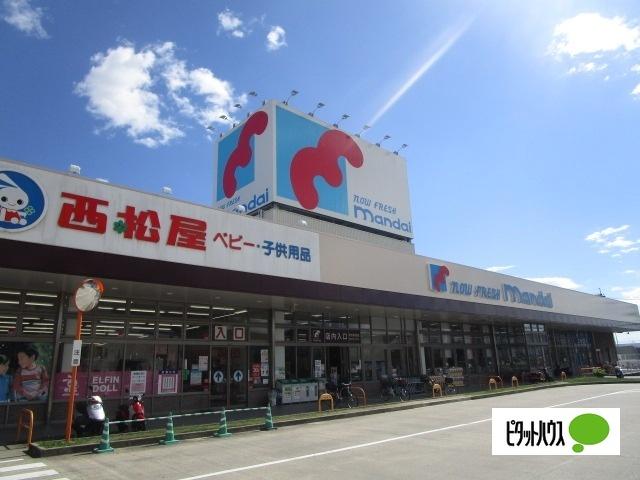 万代枚方高野道店：83m