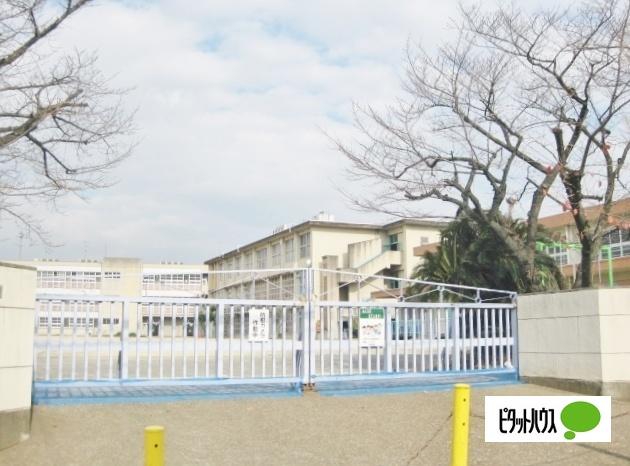 枚方市立殿山第一小学校：897m